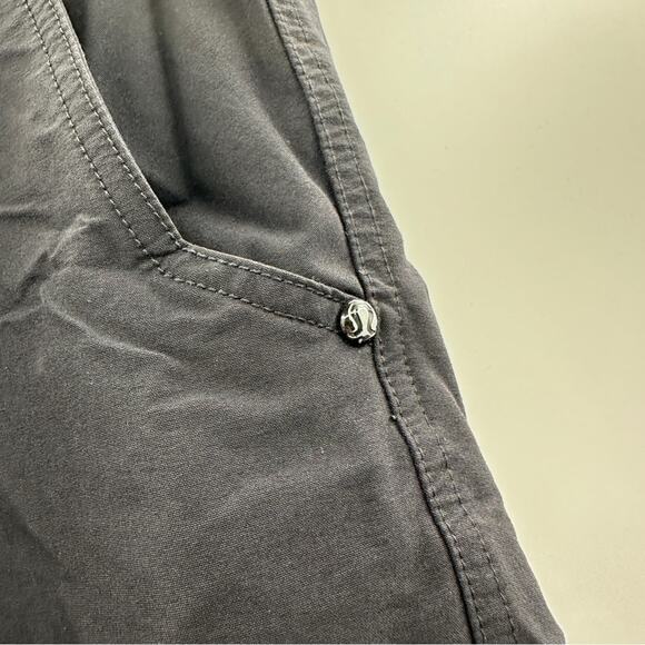 Vintage Y2K Lululemon Black‎ 9" Inseam Casual Golf Shorts Size 34 Retro - Picture 6 of 9